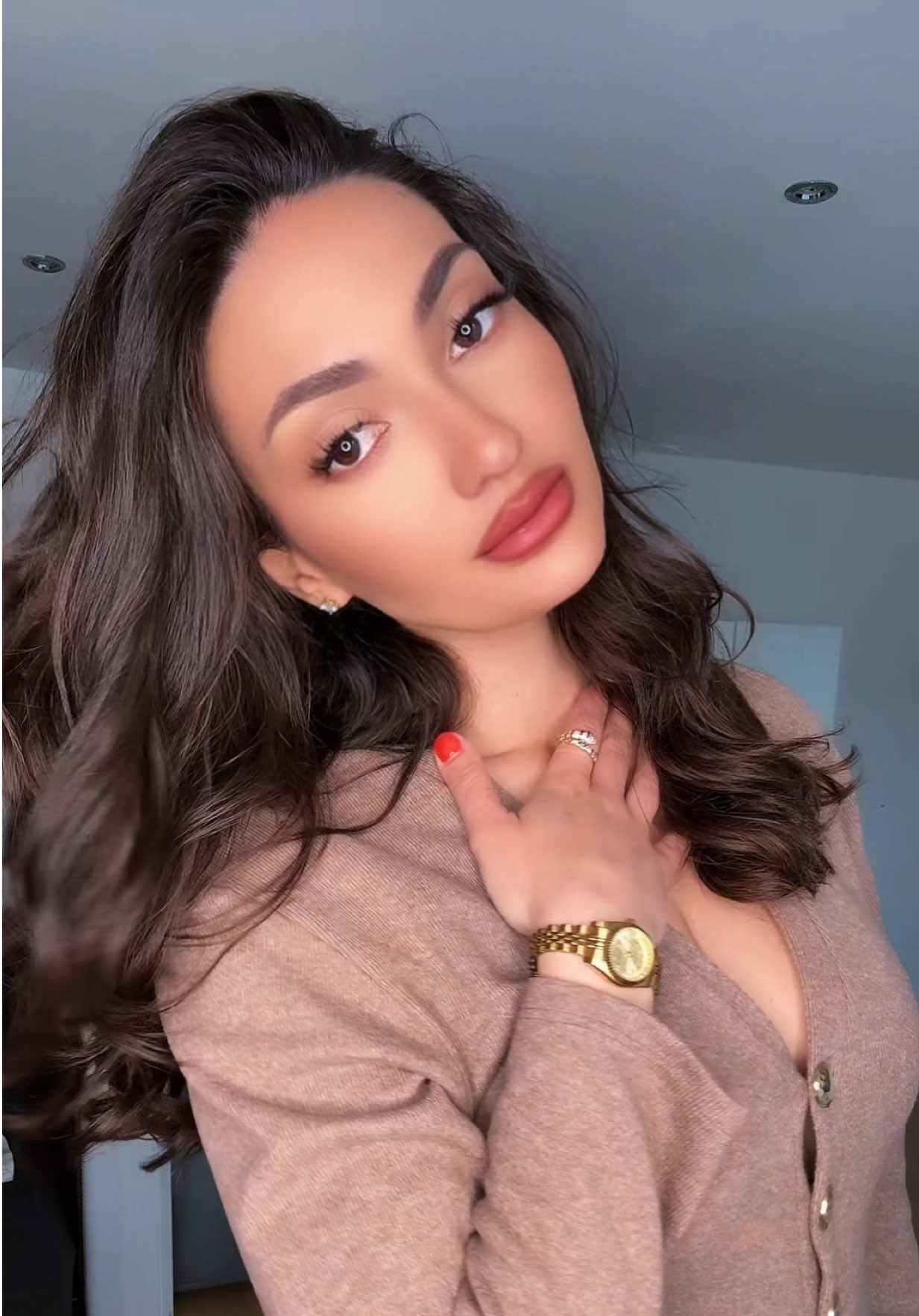 @Ella 🎀 | Makeup and Lifestyle
