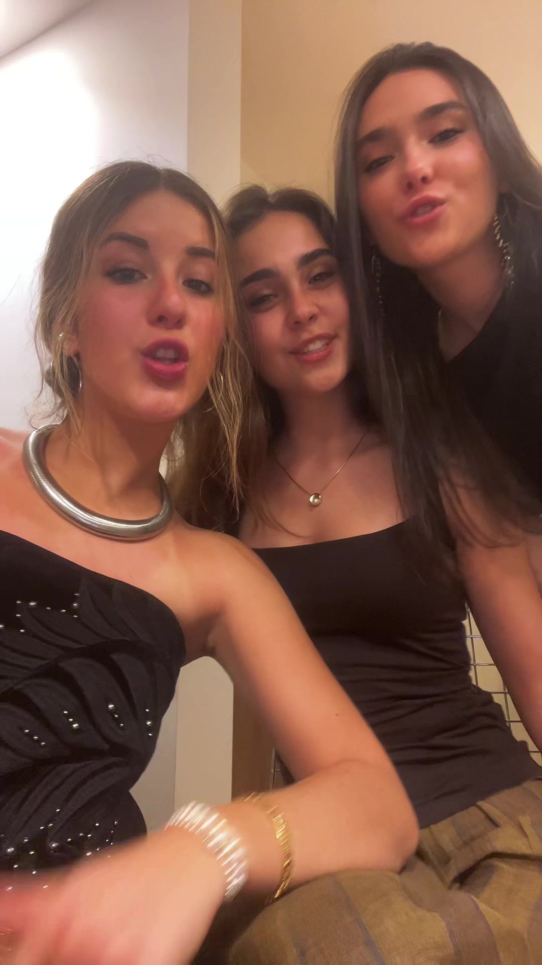 @julia.iru