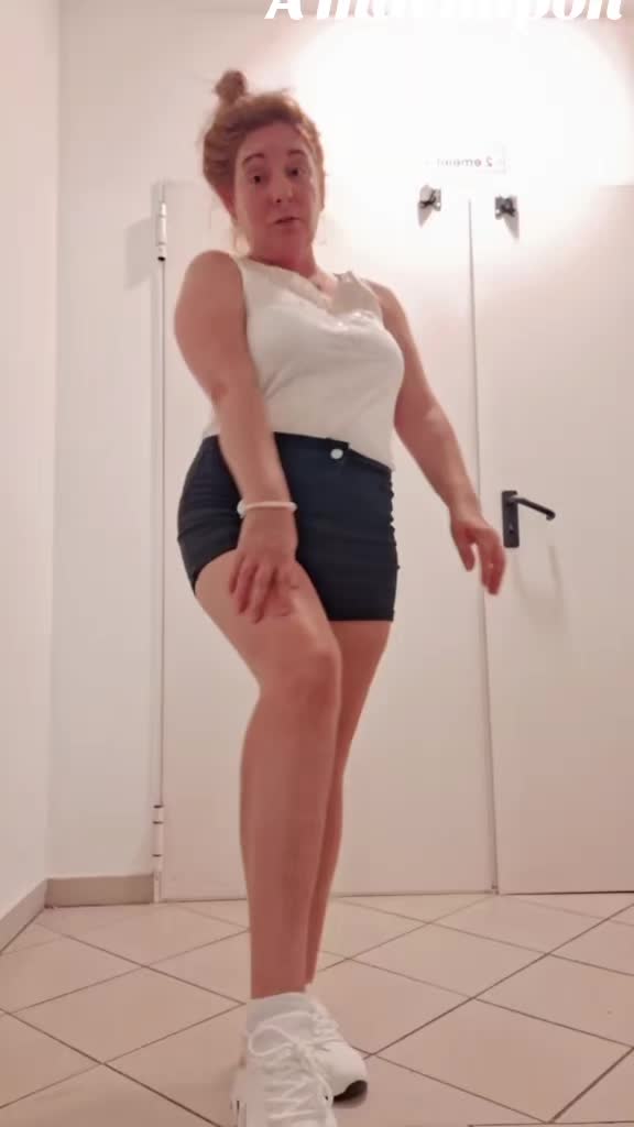 @Krisztinakisfalvi