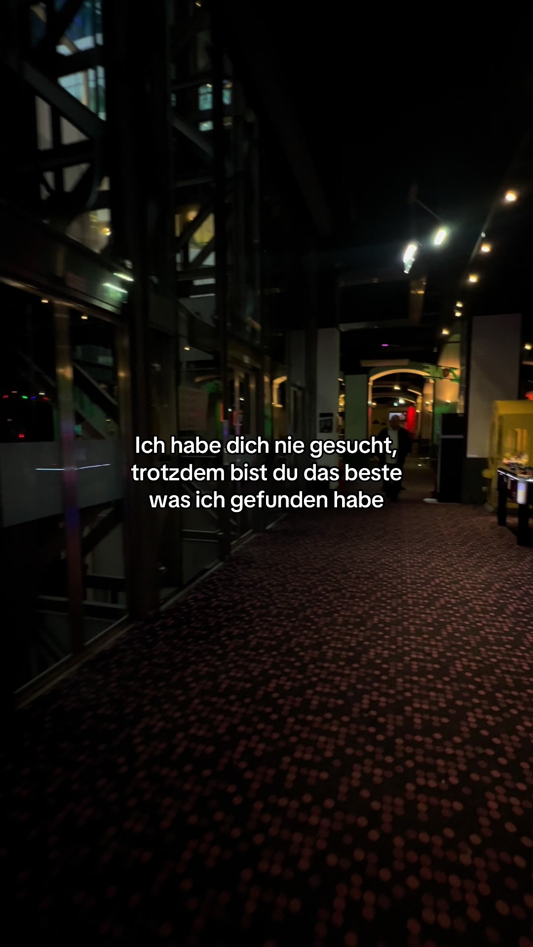 @Mo🫂