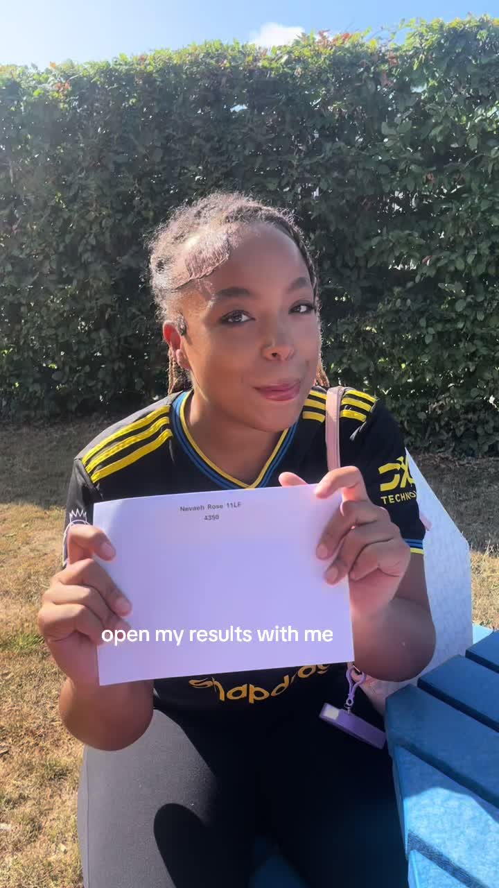 @𝓝𝓮𝓿𝓪𝓮𝓱🎀.