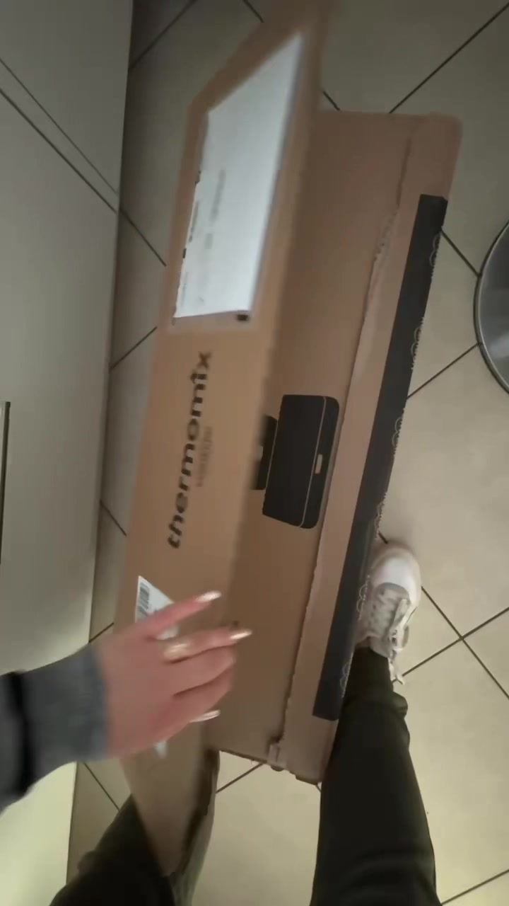 @Kalo_paidi_
