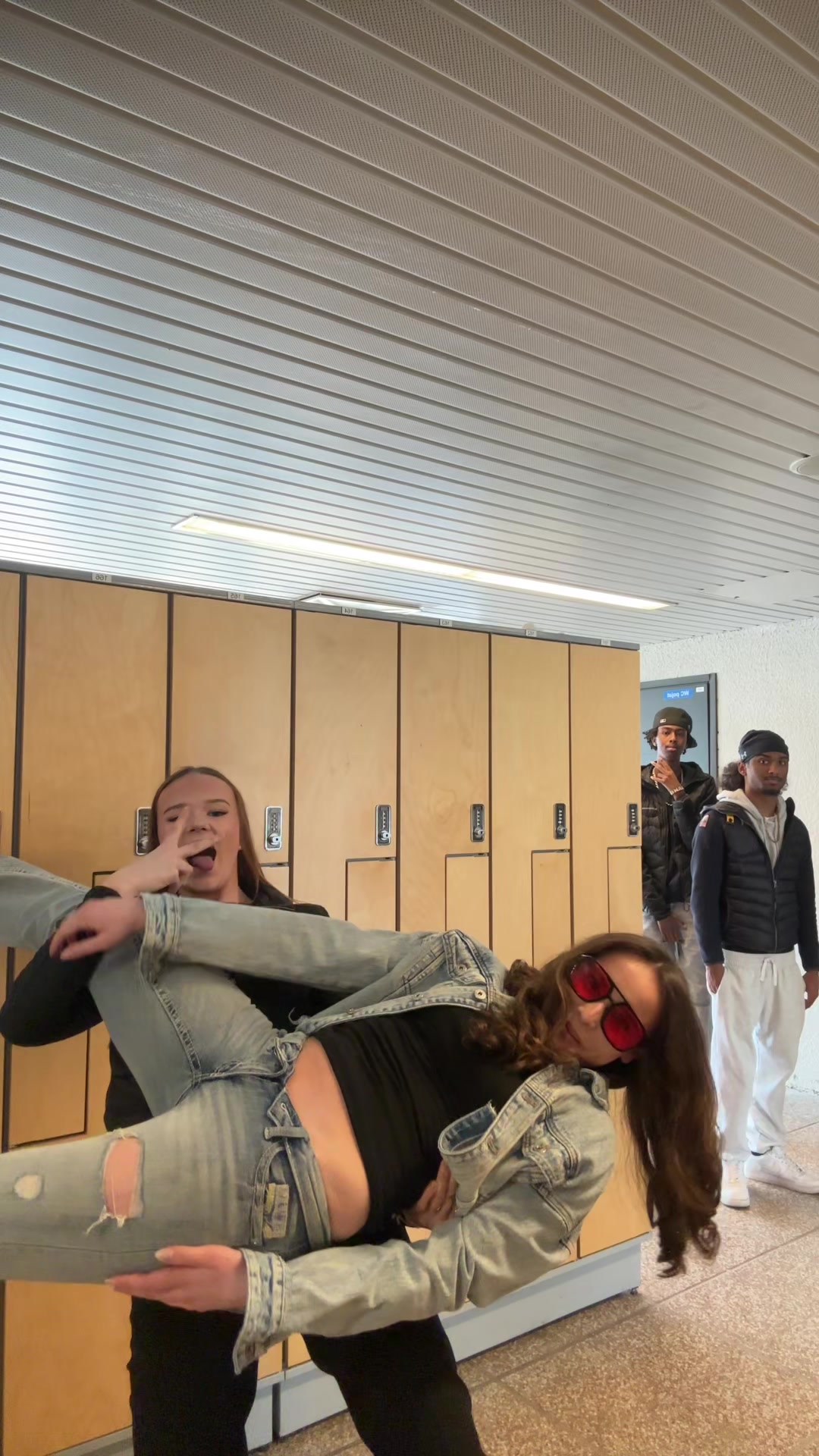 @𝓚𝓪𝓻𝓽𝓼 & 𝓻𝓲𝓮𝓹𝓾