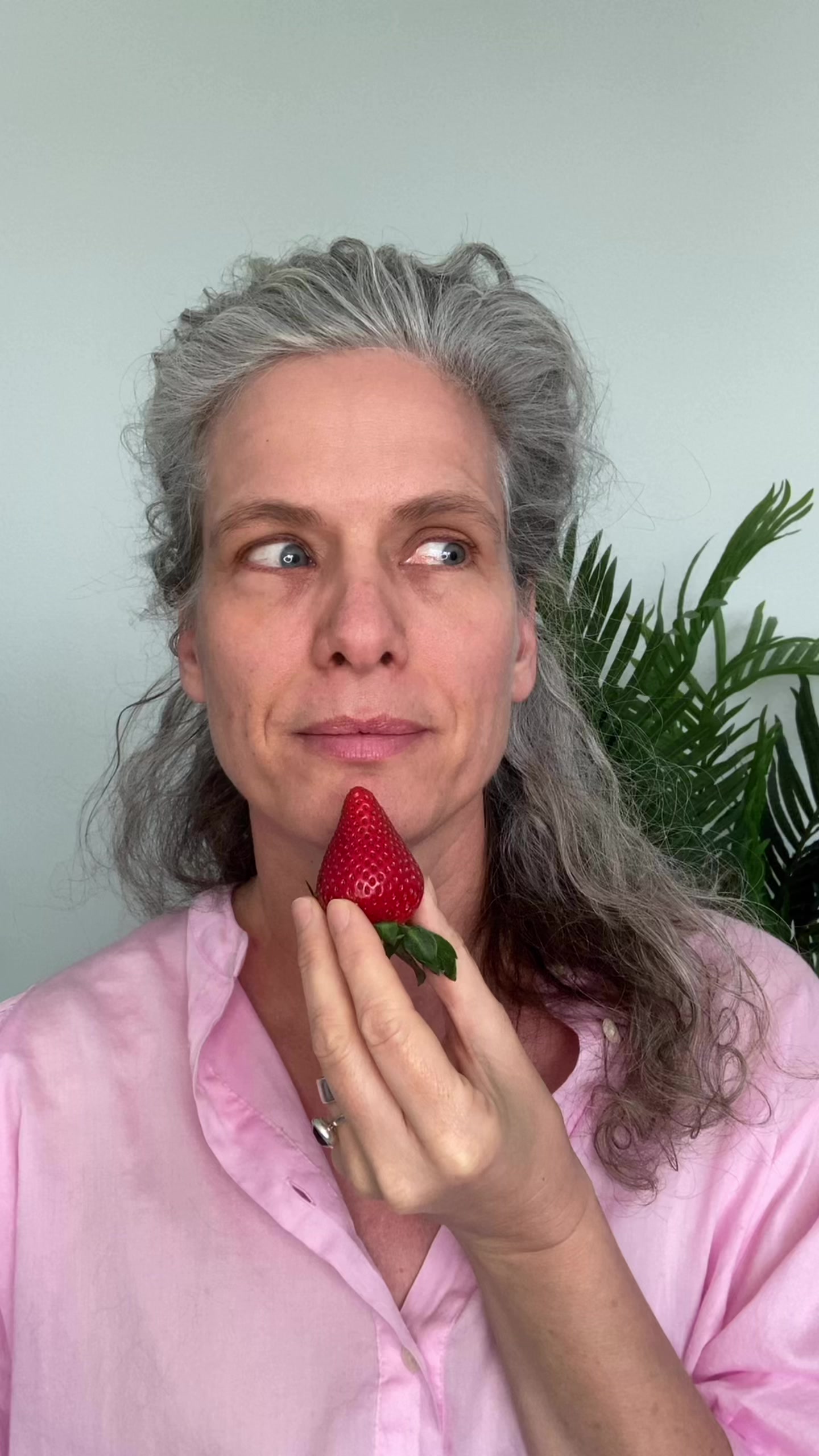 @ninaschennach_faceyoga