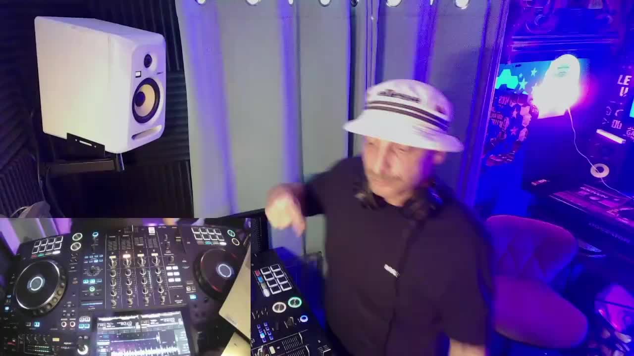 @stumagoo