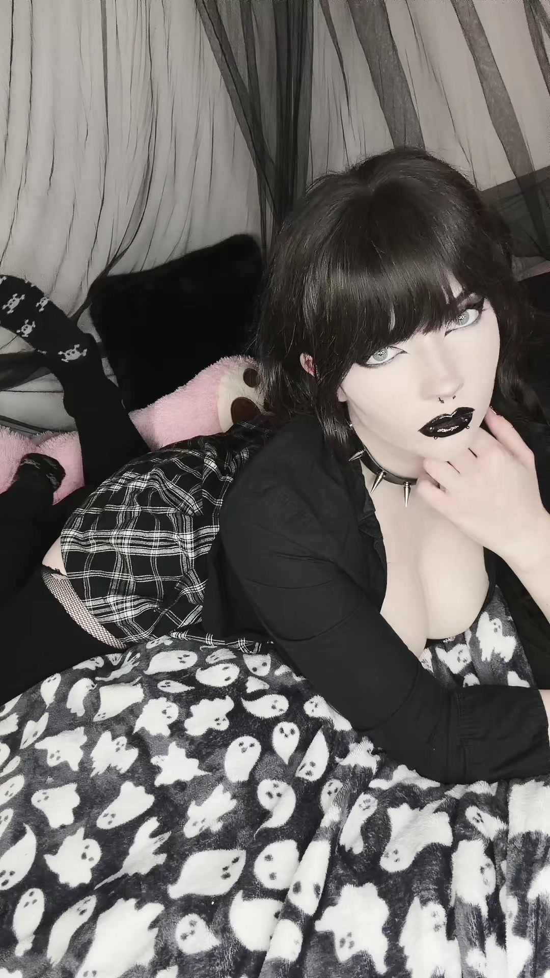 @Cutiegothxo