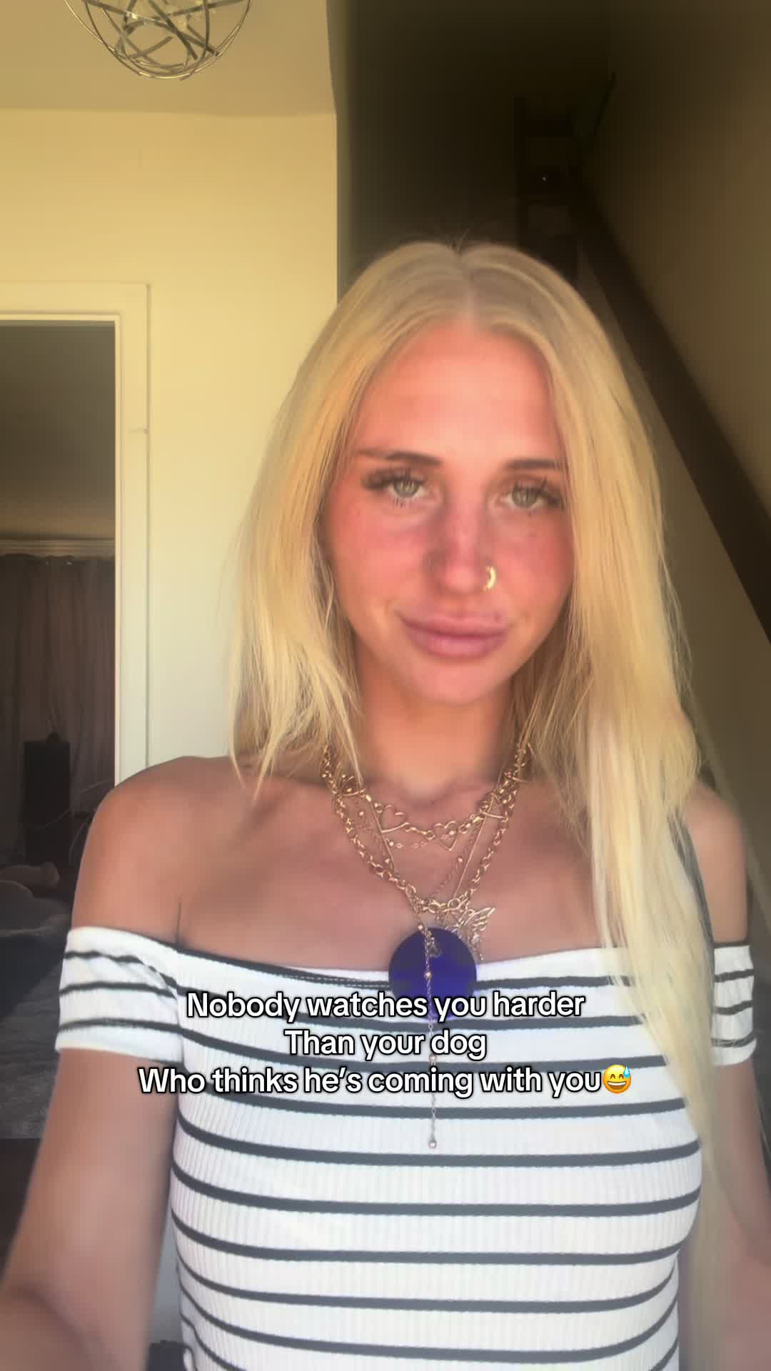 @Amslouxox