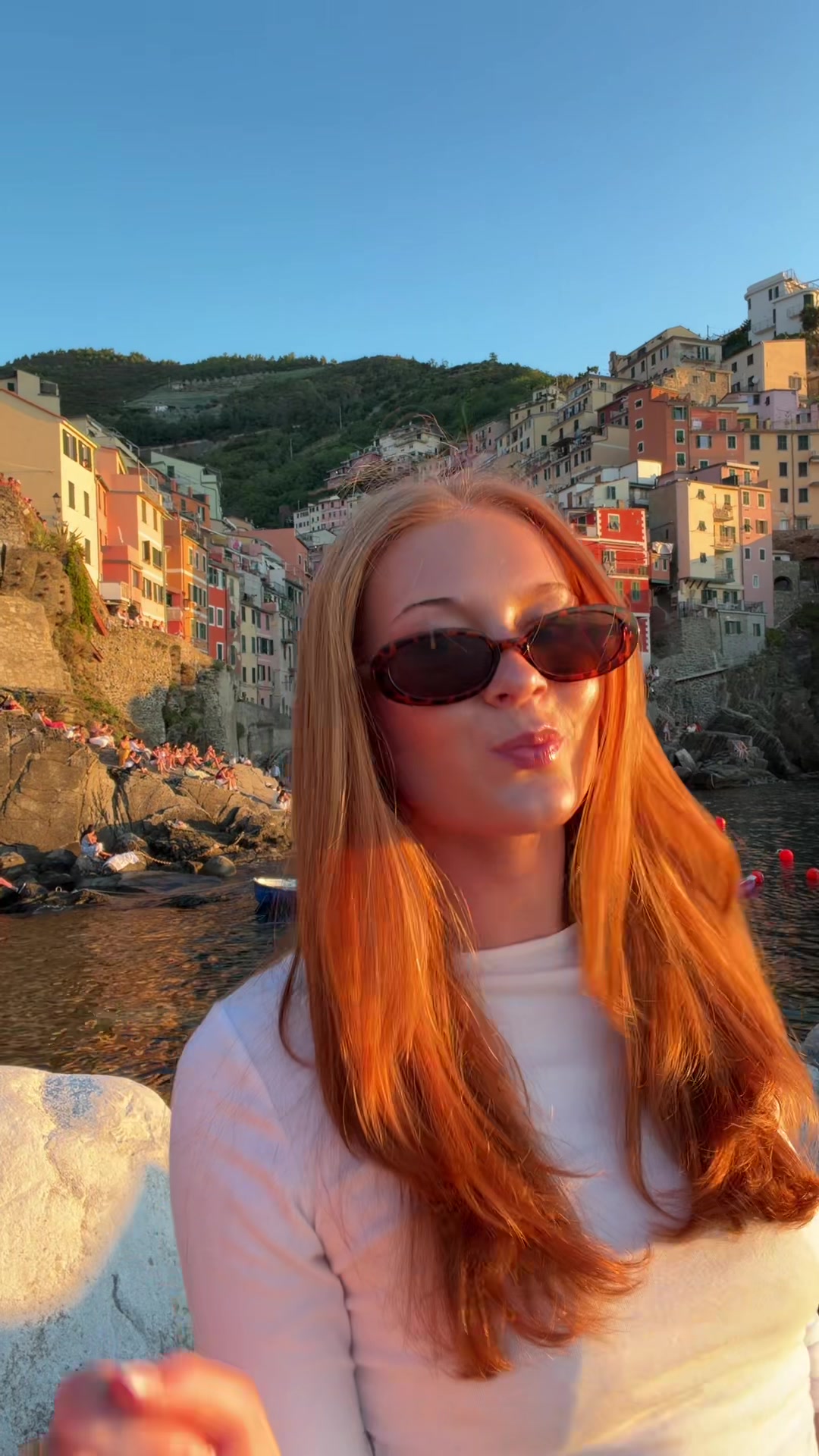 @LEAH SPJELKAVIK