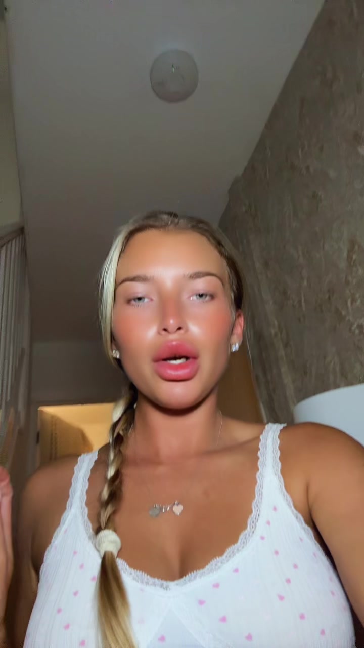 @Heidi🍒 🩷🍭