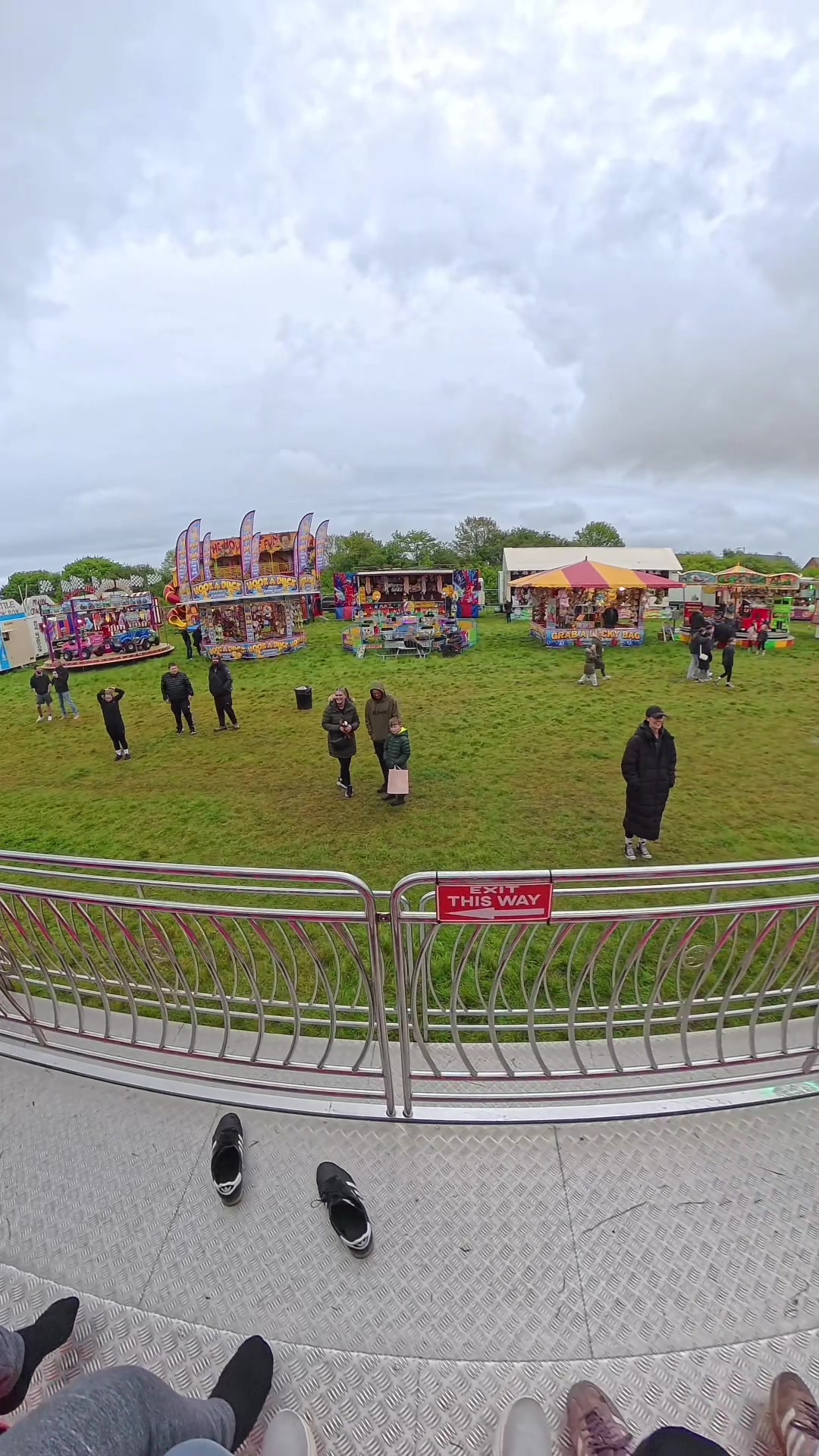 @funfairrides360