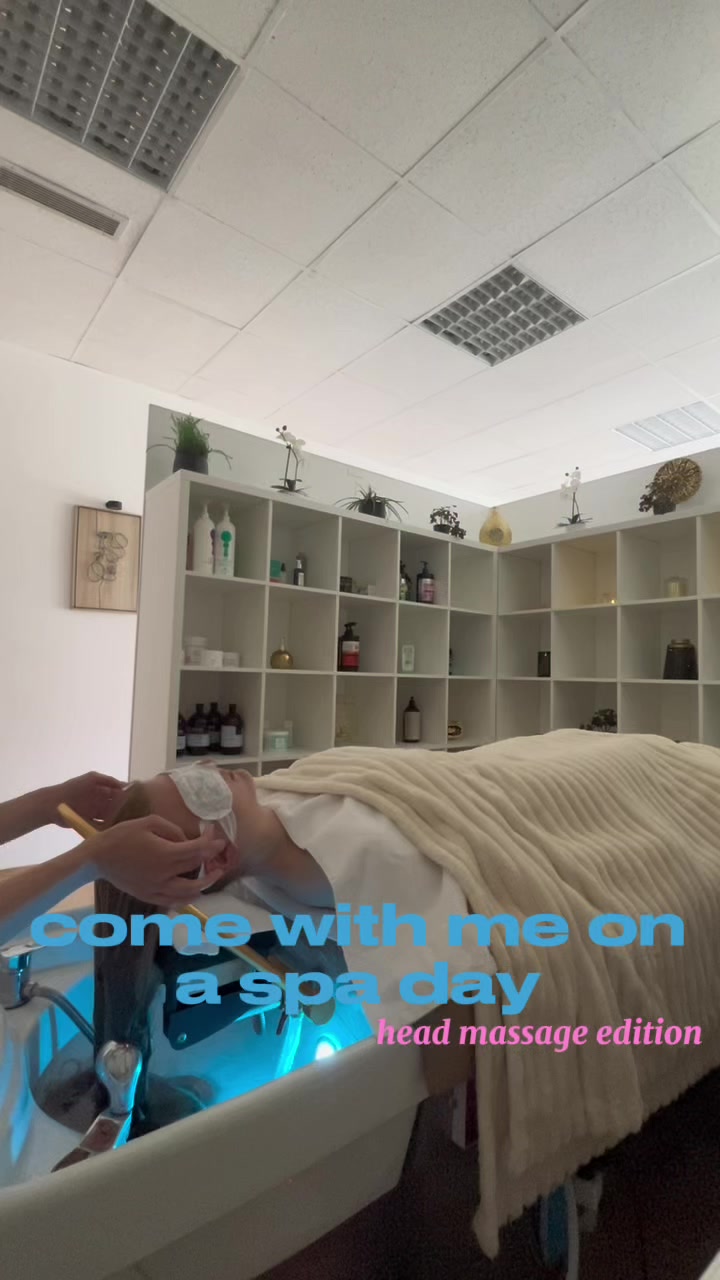 @Ana