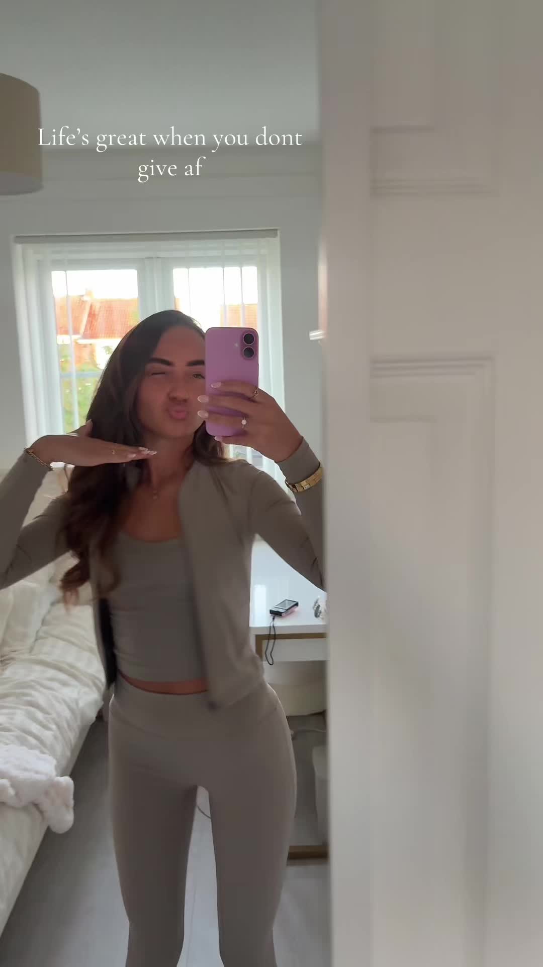 @💋