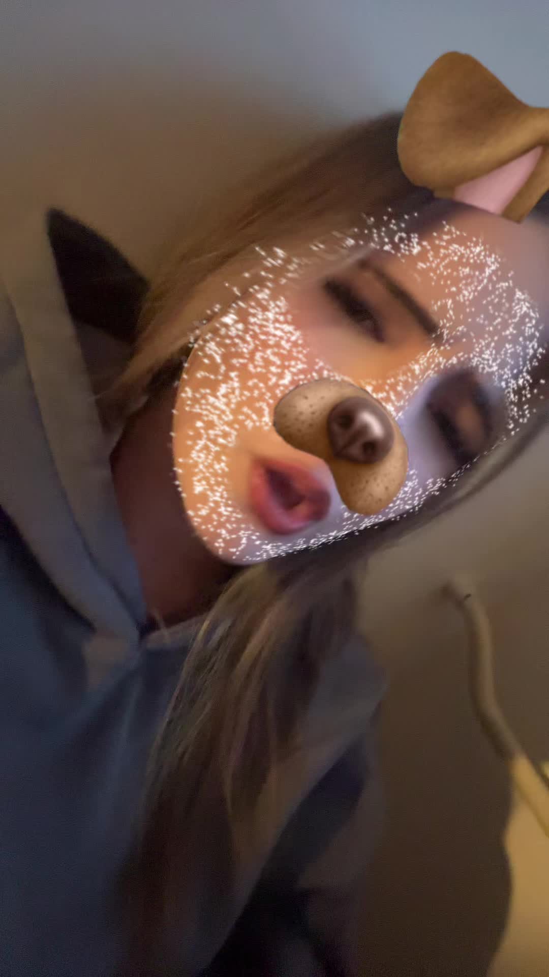 @kiniaa_