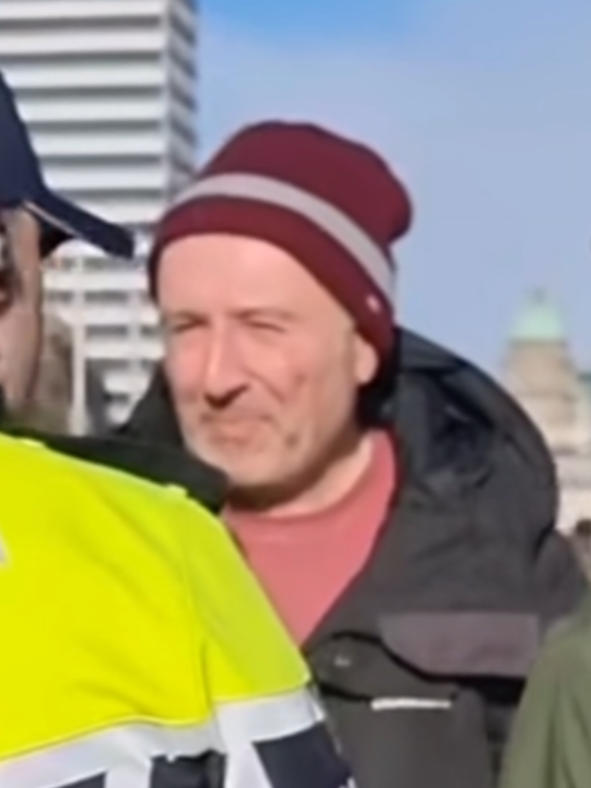 @ThisIs&Eacute;ire?