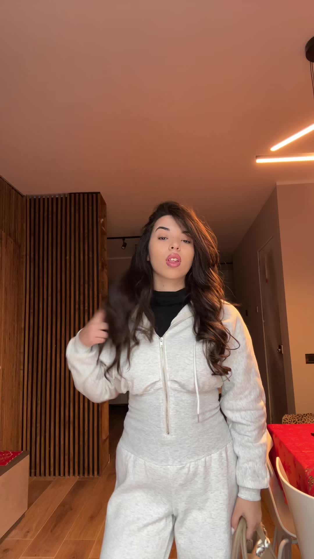 @Elena