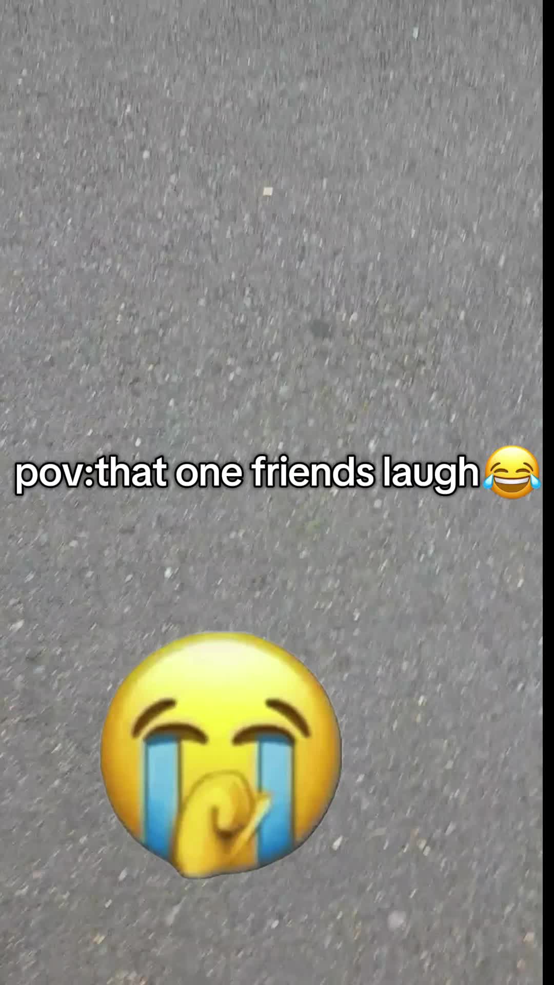 @￴