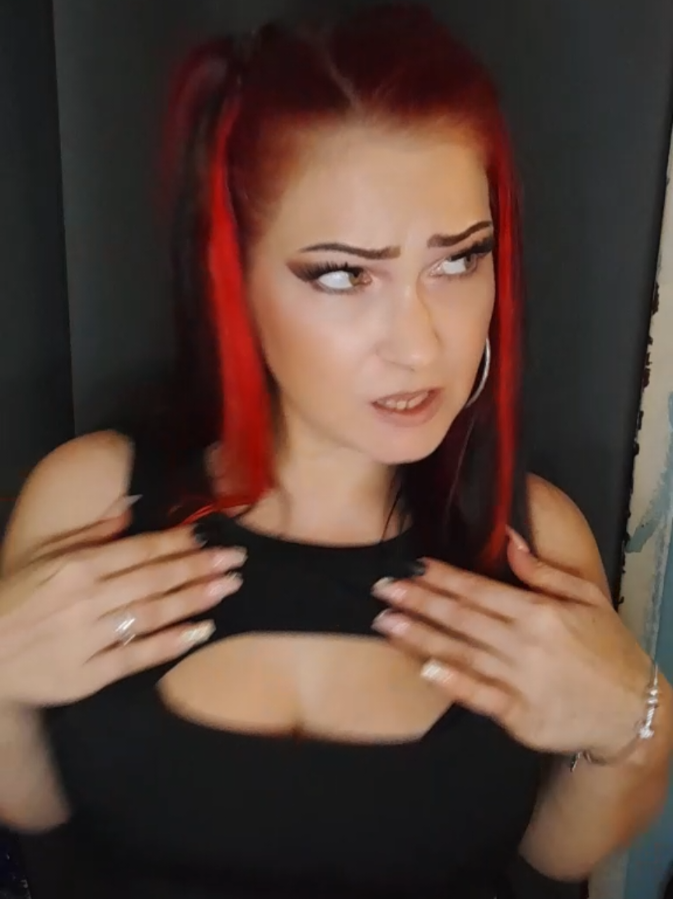 @good😇_bad😈_girl9