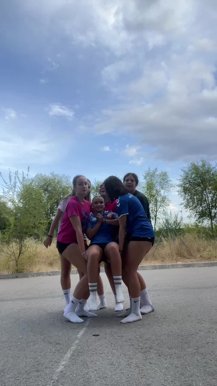 @Natsymeri