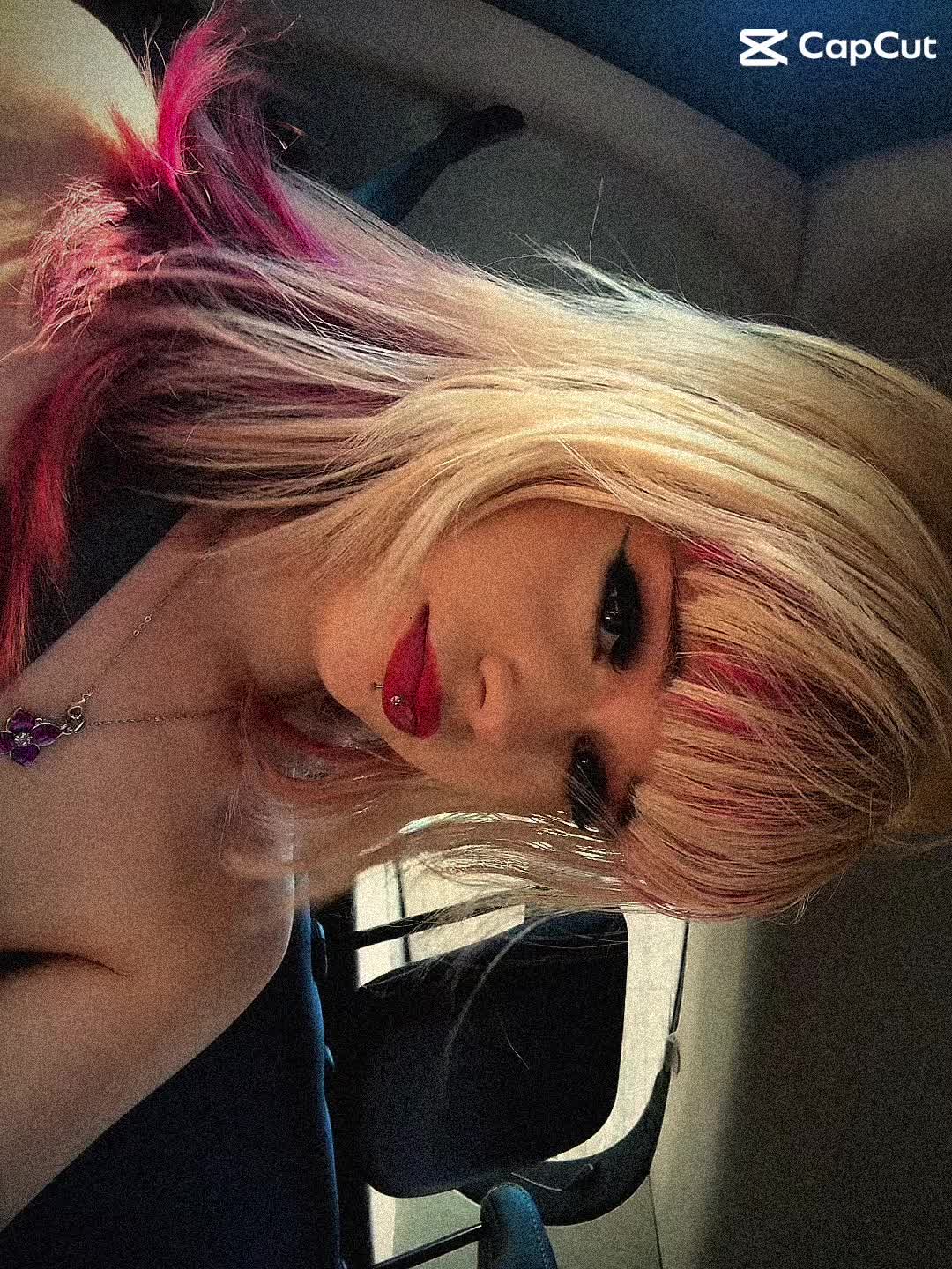 @Jesskeepscrolling