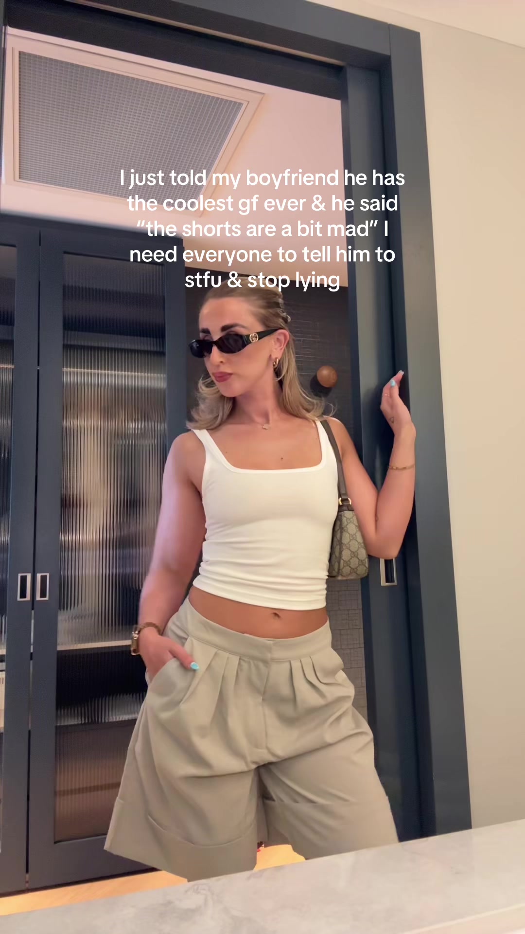 @Blousy