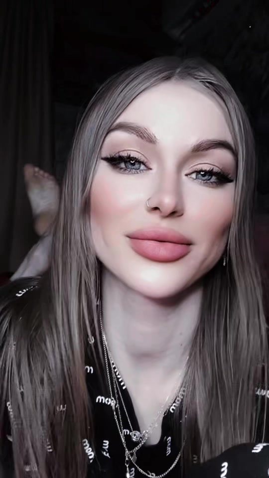 @_missmia___