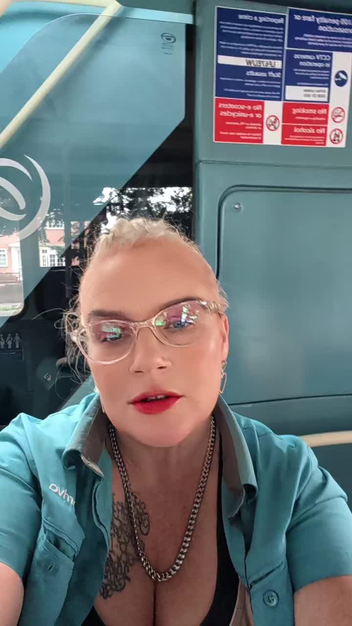 @sexybabeX143X