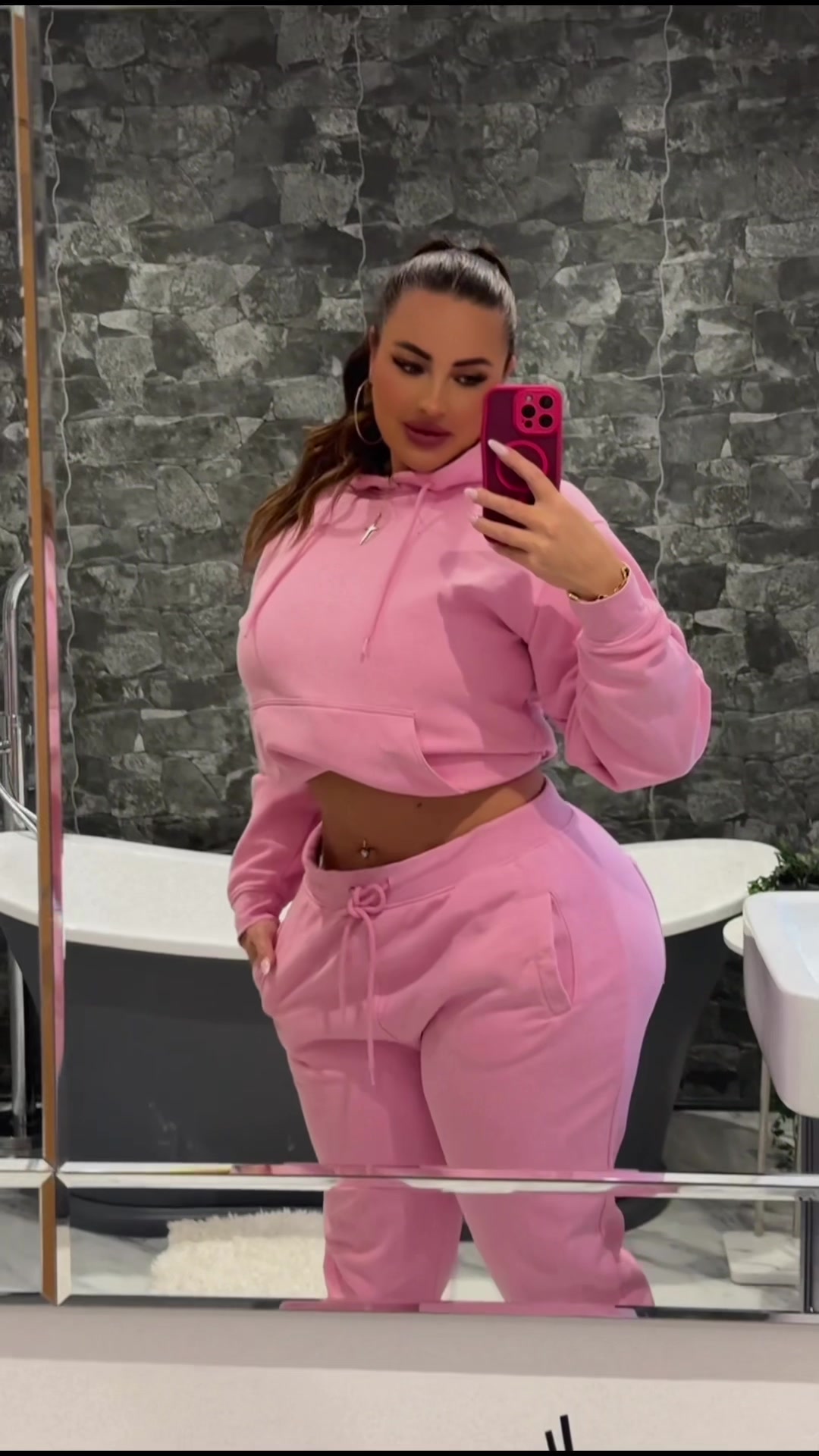 @Djhannahb