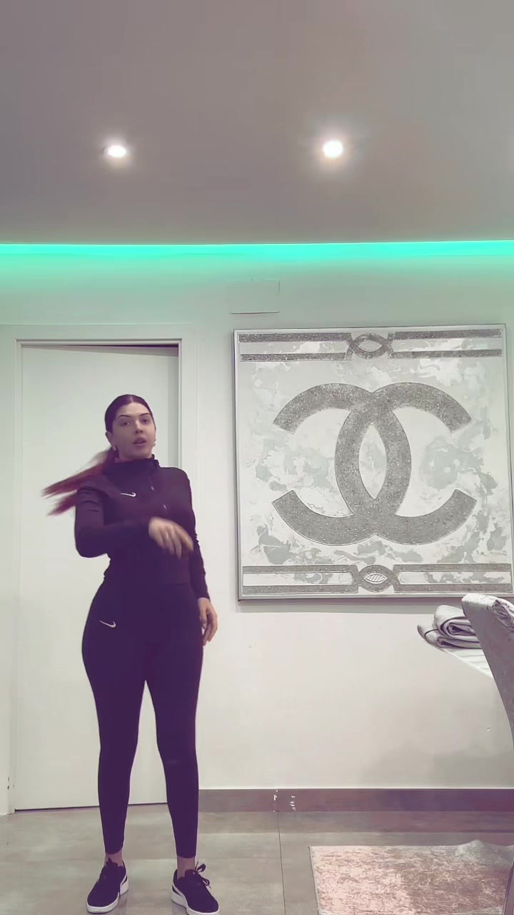 @Triniicortesss