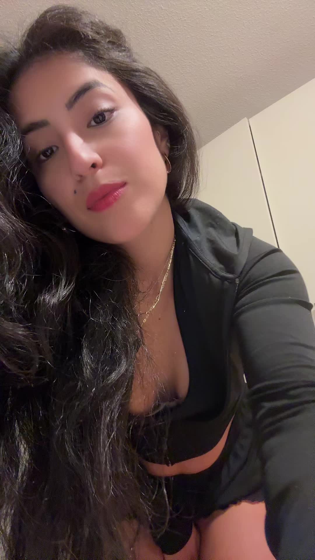 @𝕱𝖑𝖔𝖗 🦋