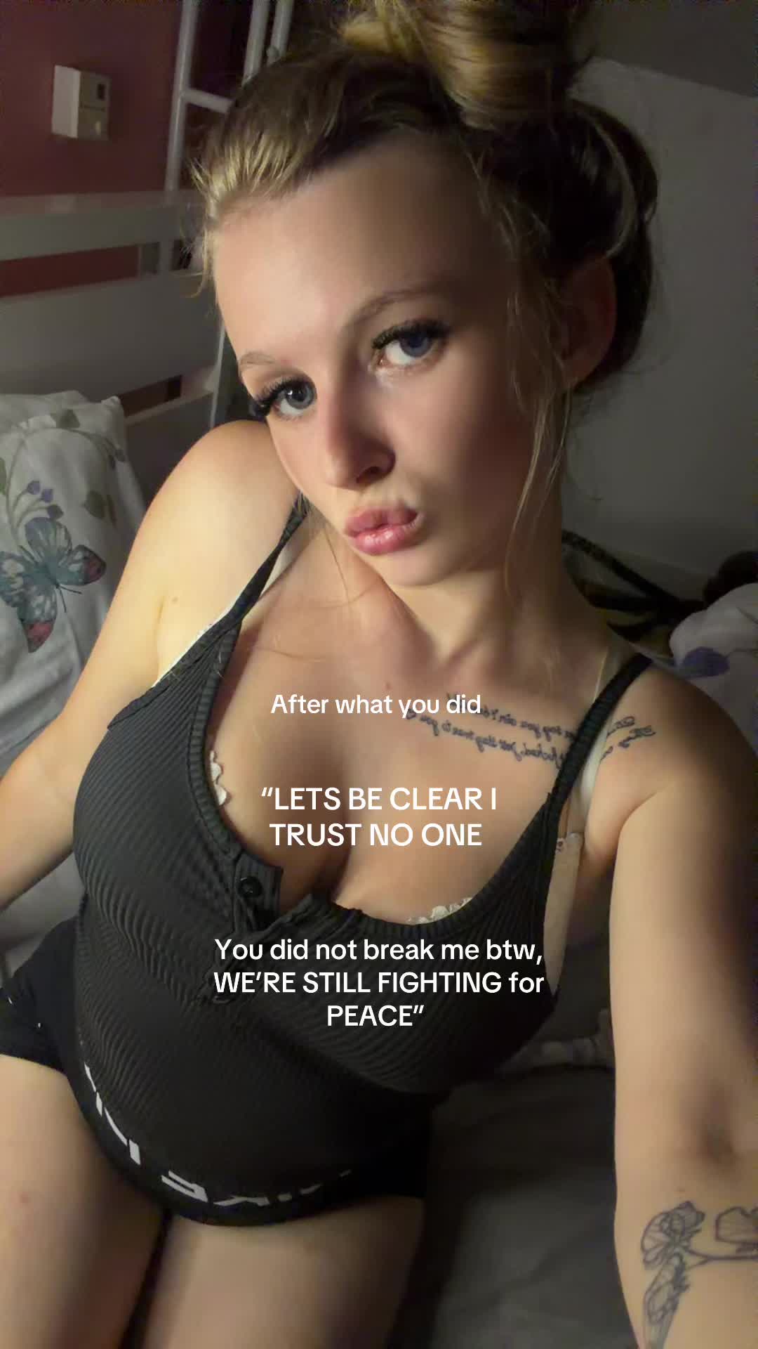 @tinytaraxo