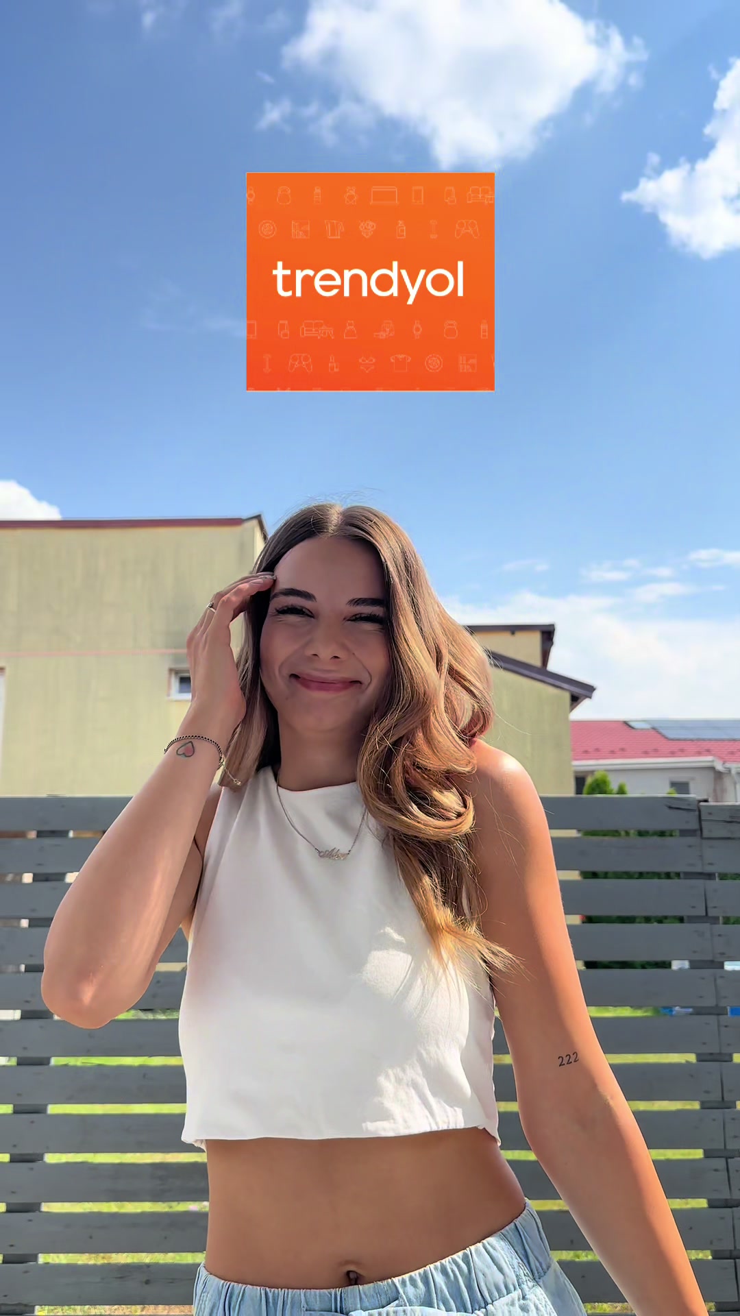 @Adela Luca