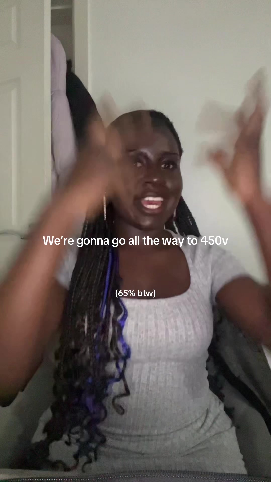 @akosua 🕷️