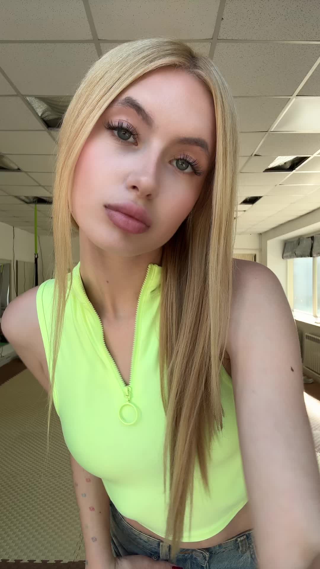 @callmeheyloli