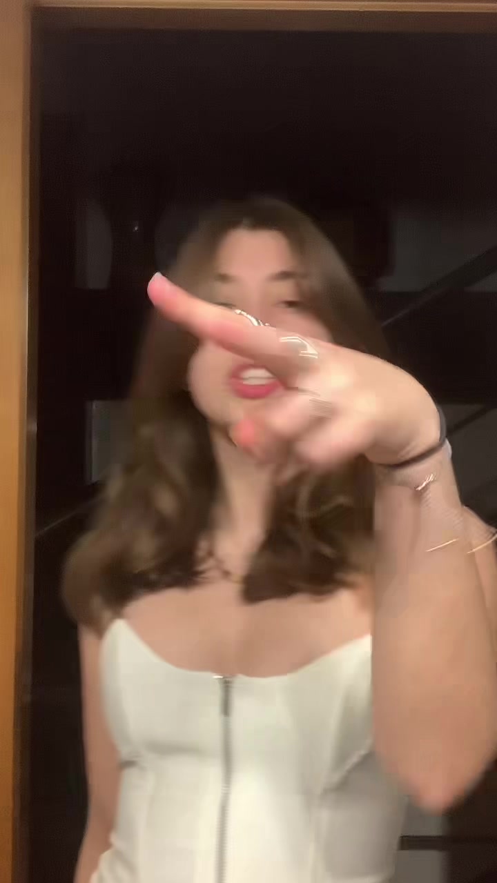 @Que_va