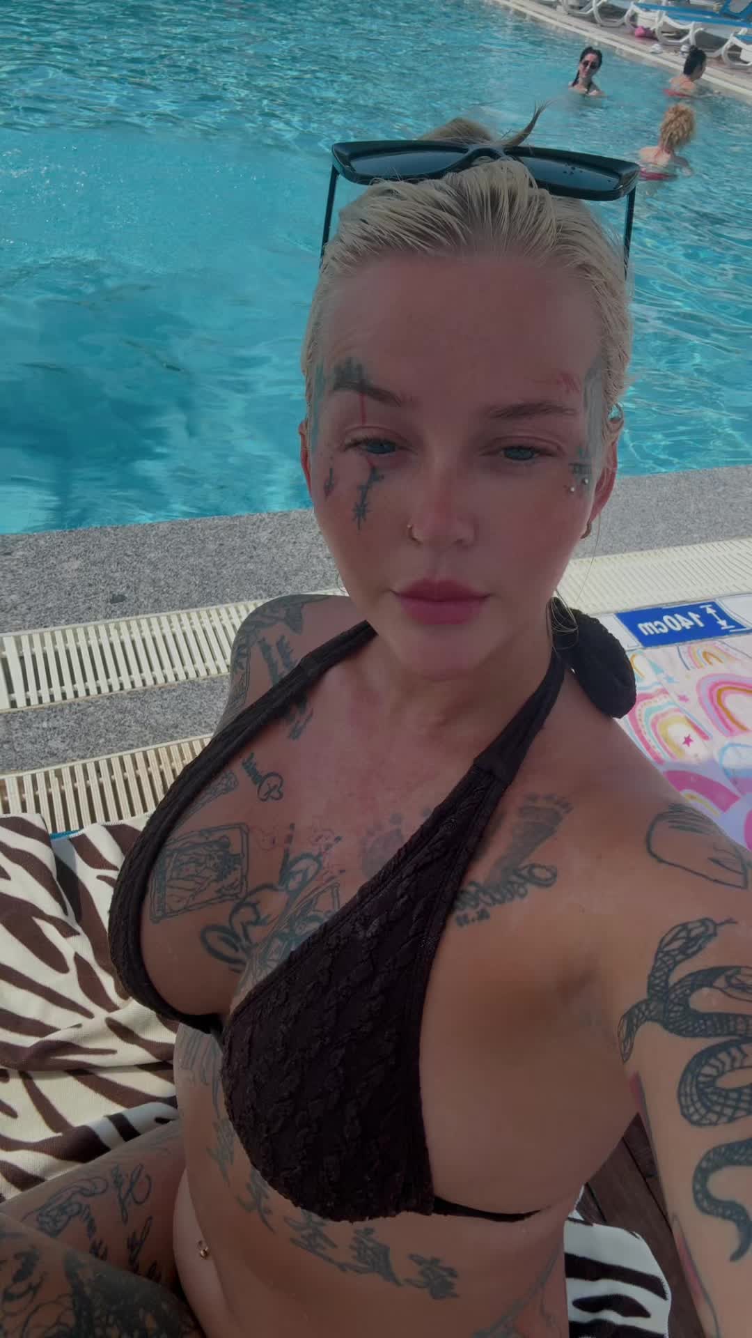 @littlemissinkbox