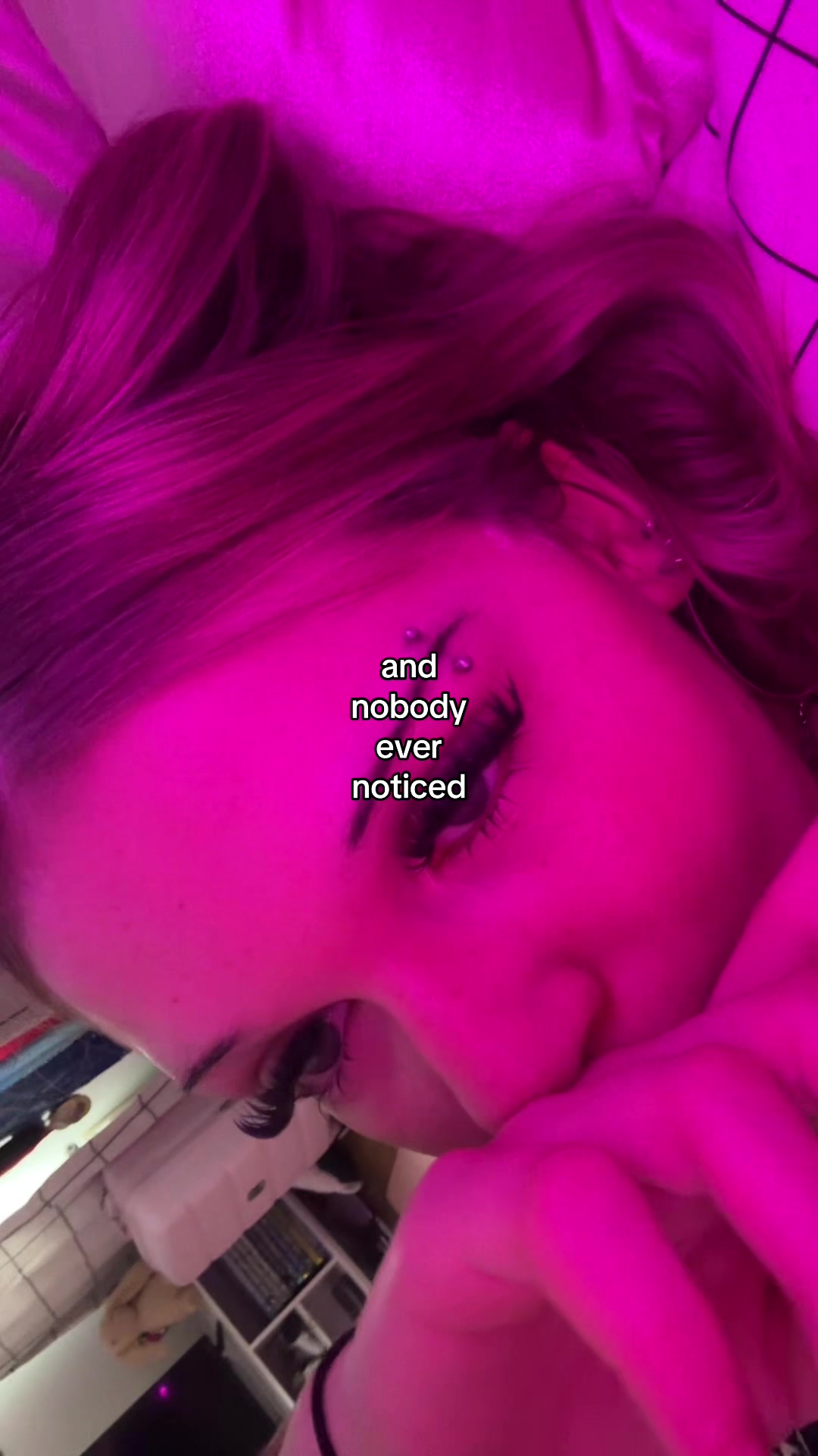 @🖤