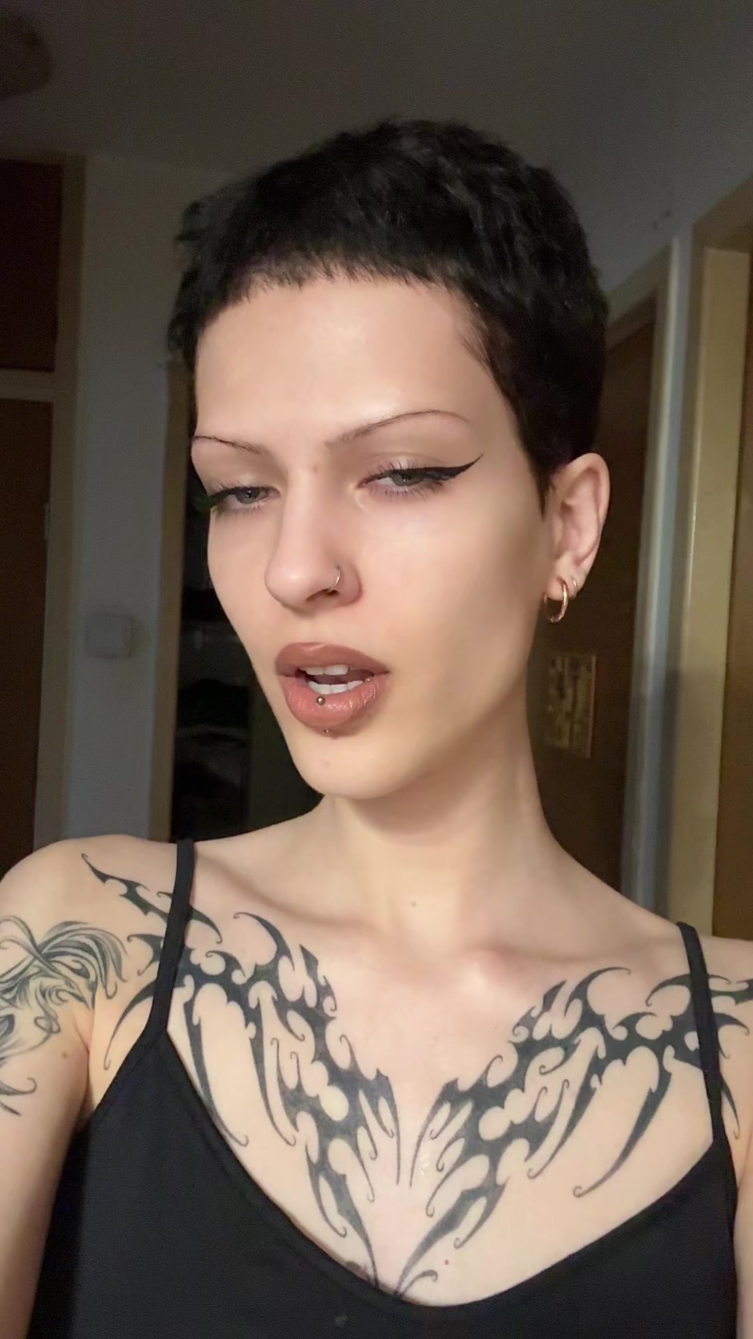 @alexiazehn