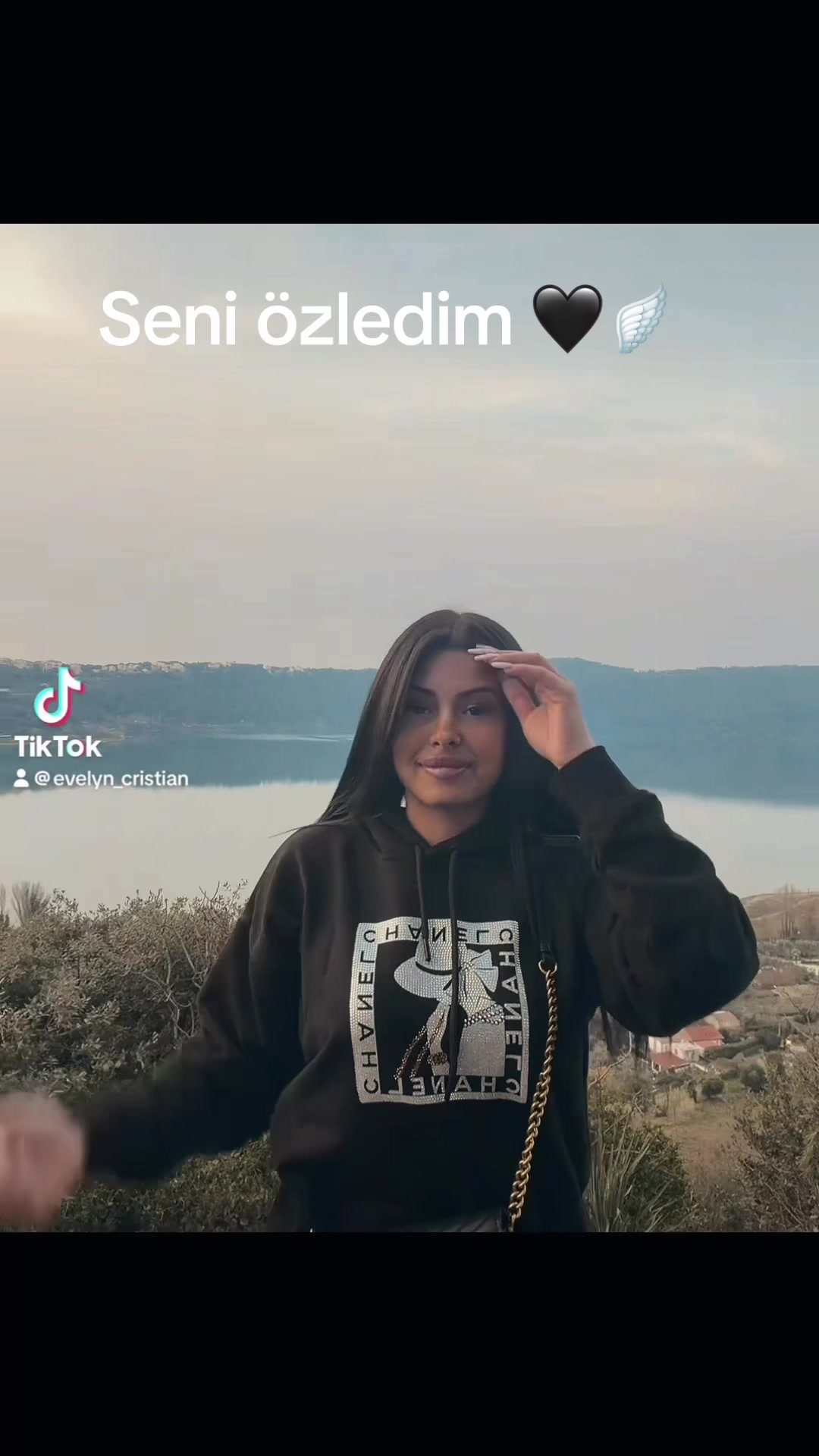 @Lily_Evelyn🦋