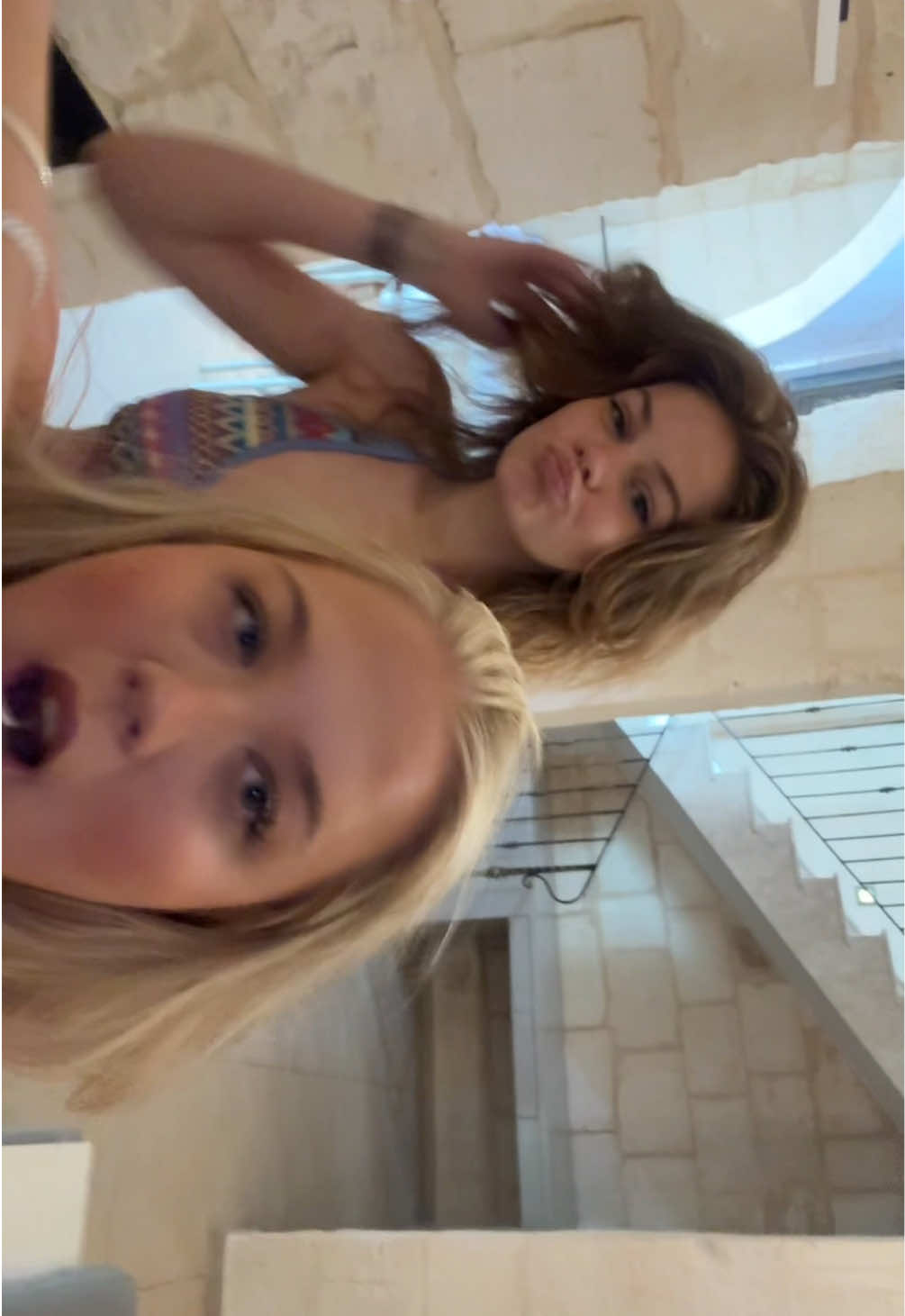 @anna