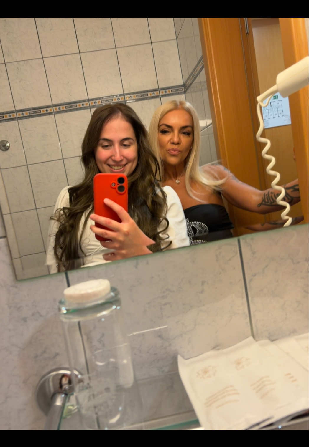 @𝕂𝕐ℝ𝔸🫀👩🏼&zwj;⚕️