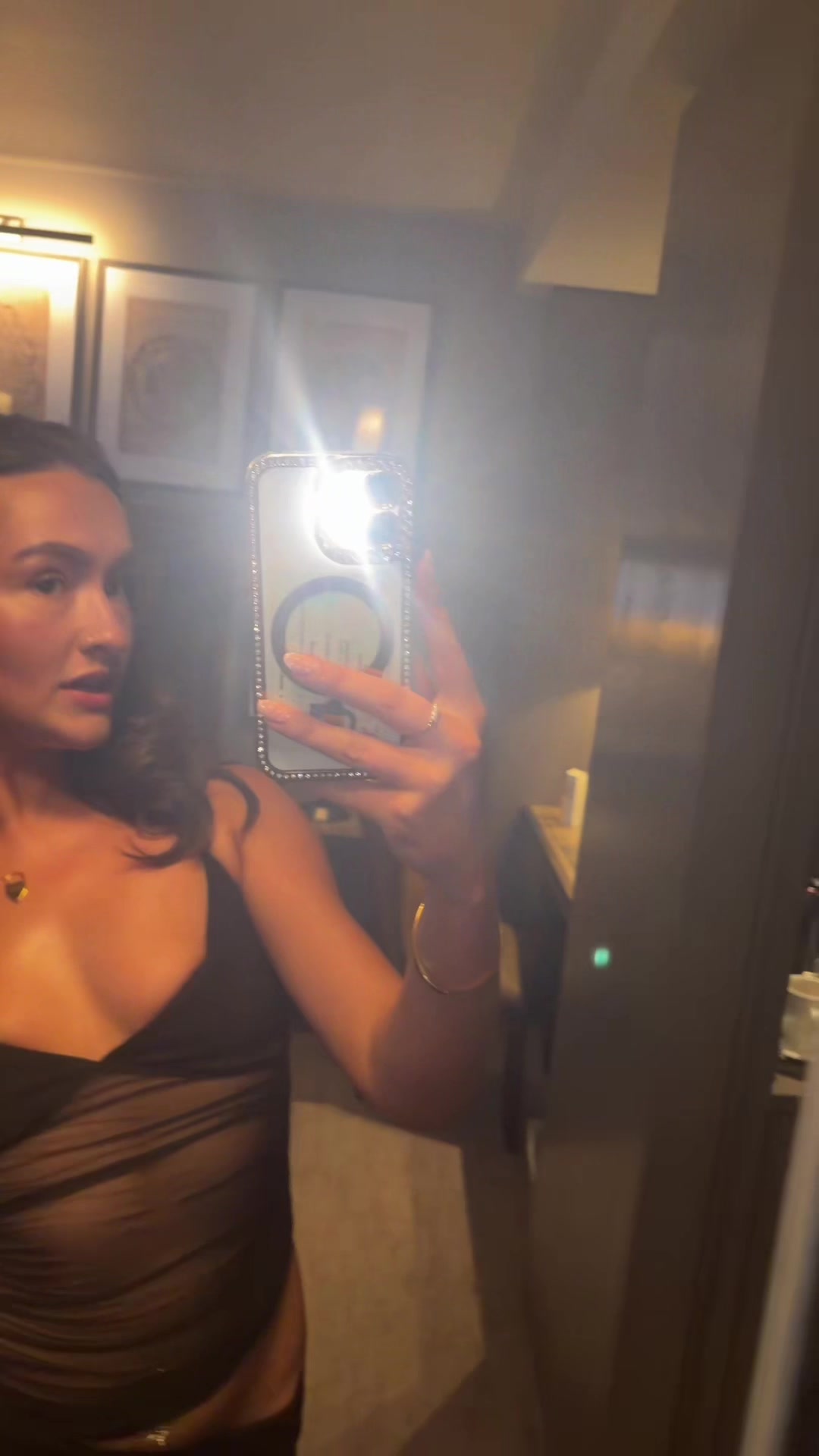 @👑