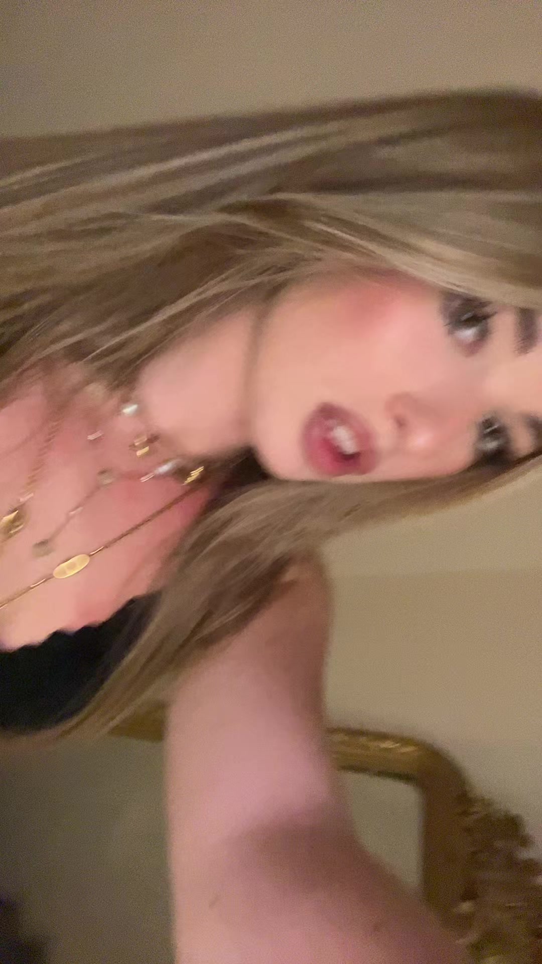 @L&eacute;ah