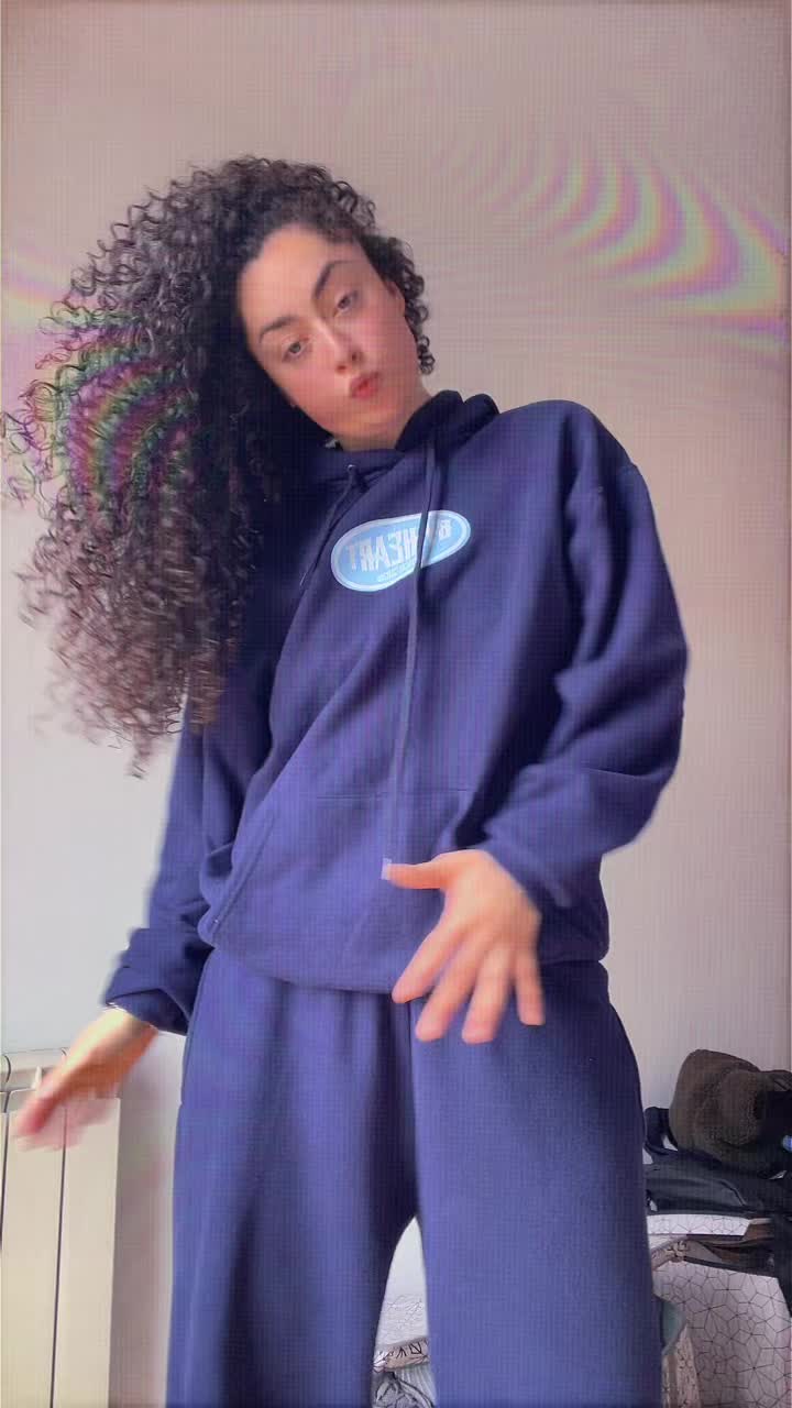 @luciaherrero415