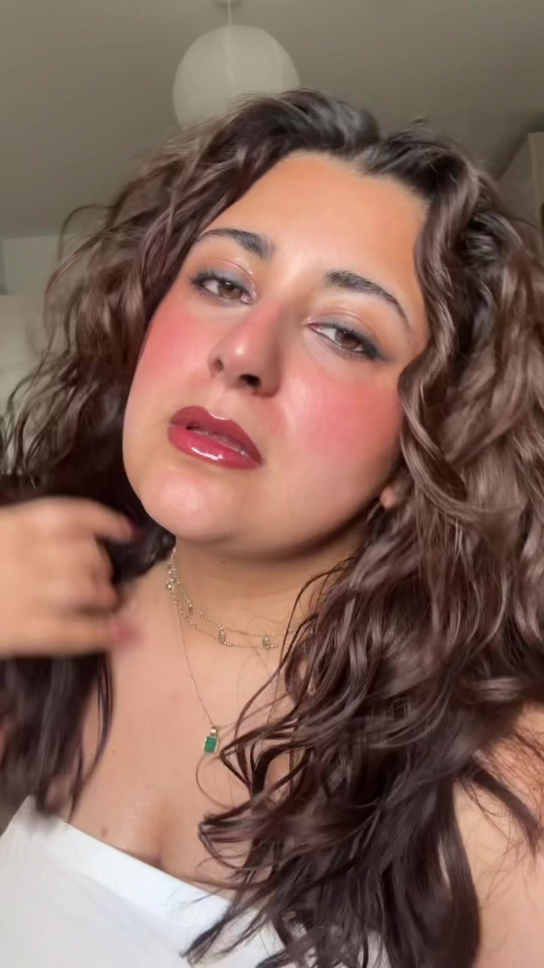 @aina.jpegg
