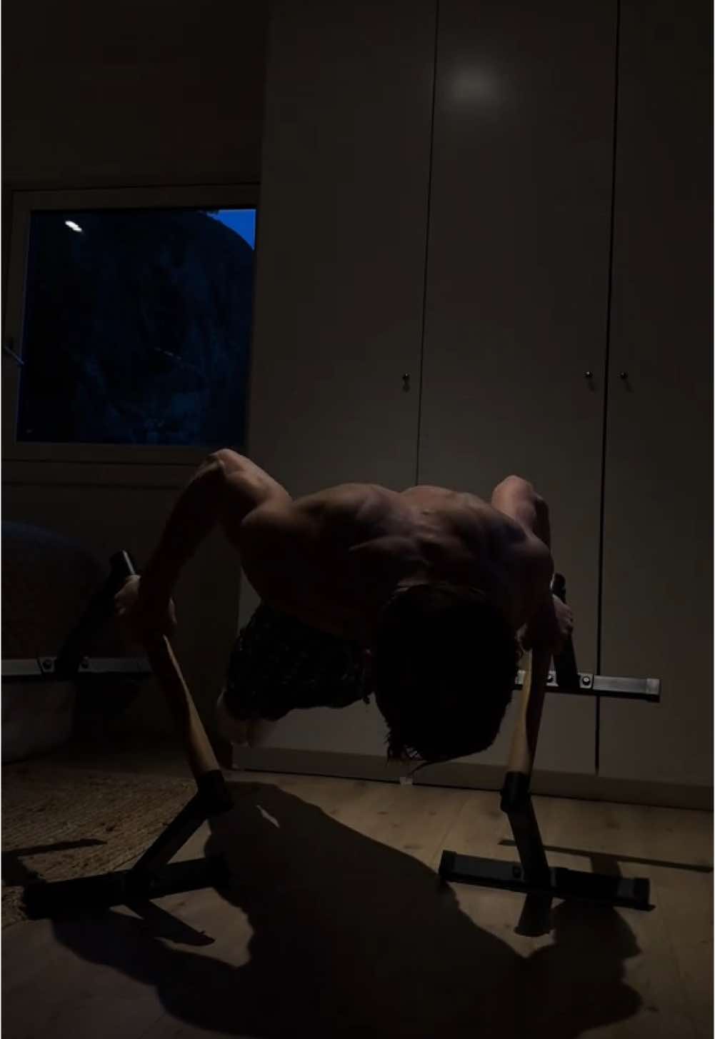 @BartekSW_