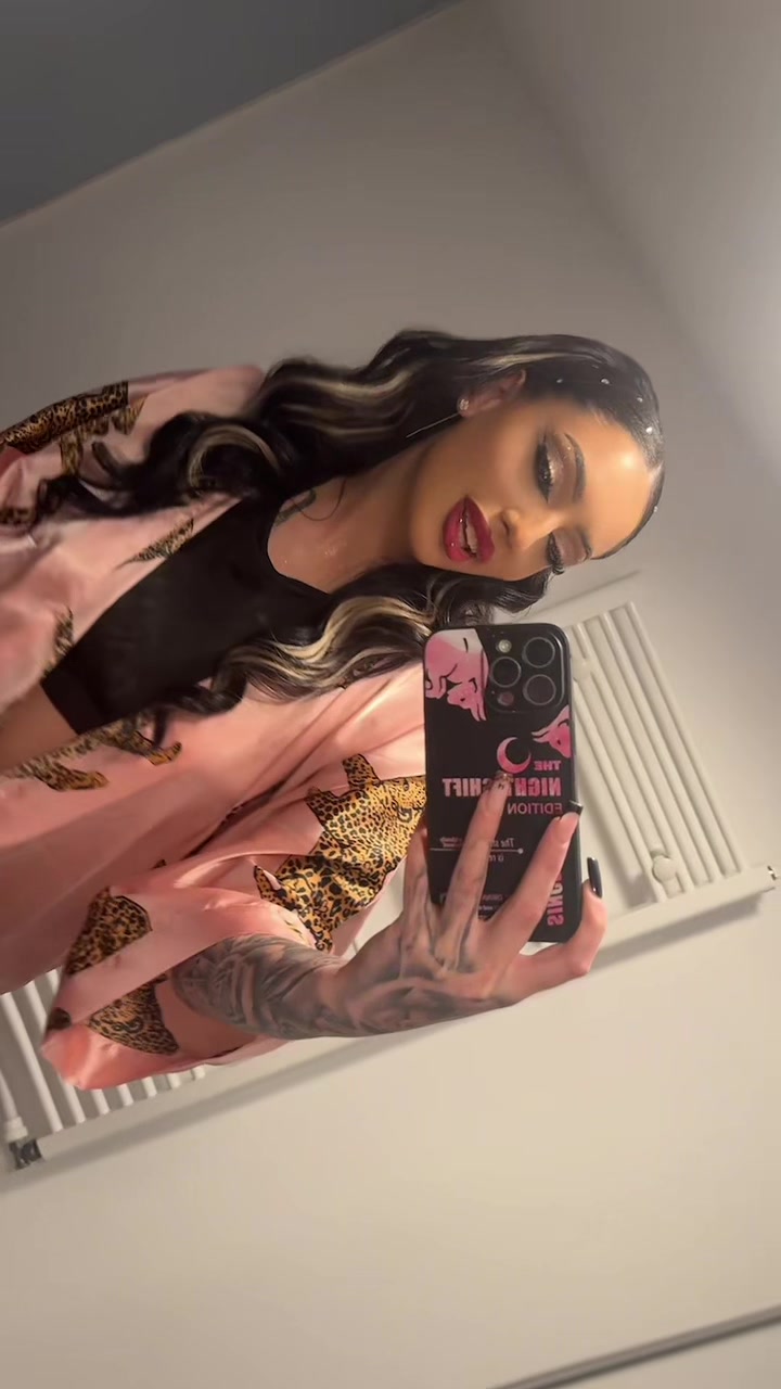 @𝒜𝓃𝓃𝒶 🐆🤎