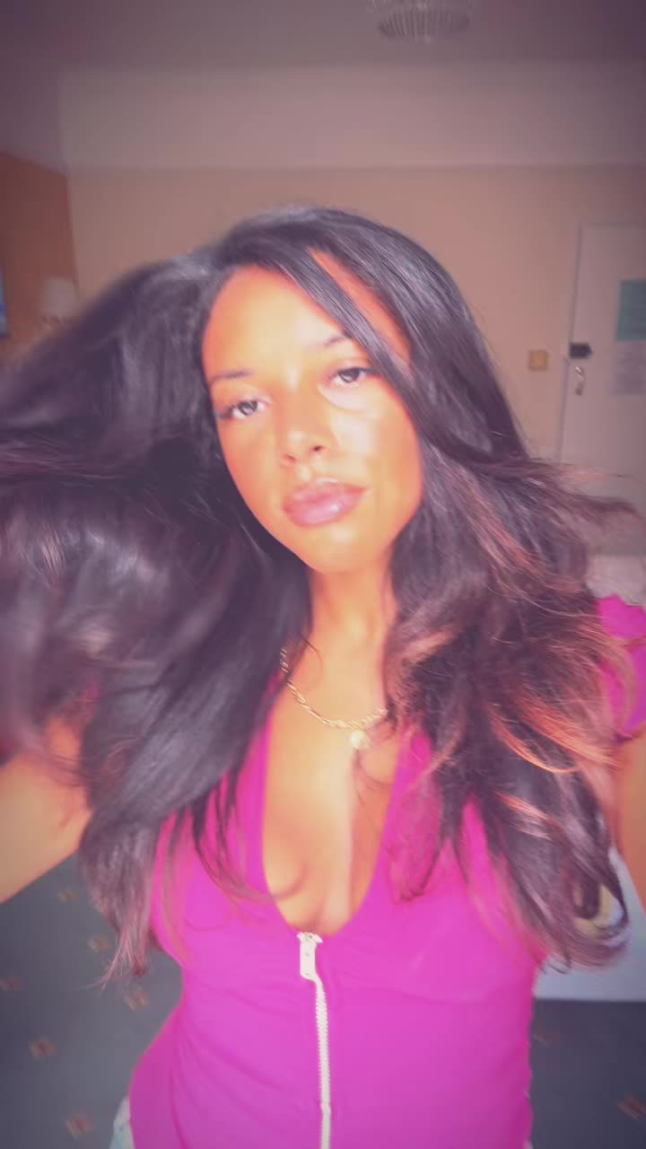 @Ren&eacute;e
