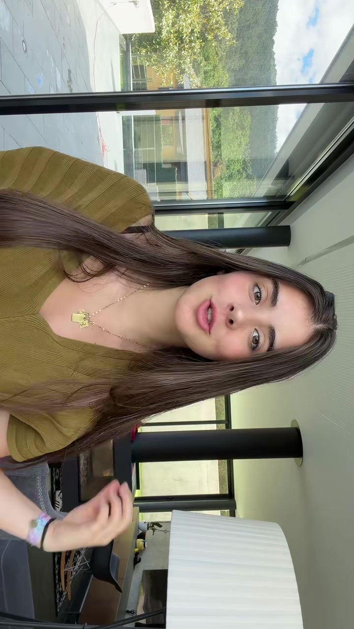 @lola ameneiro sobrino