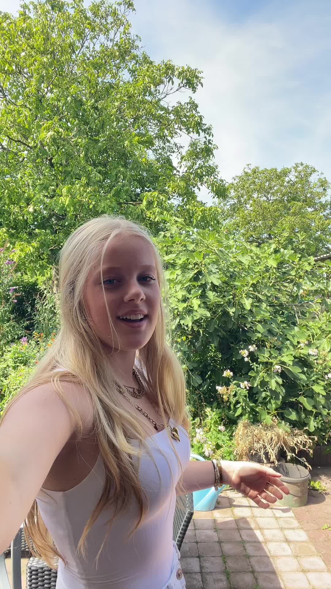 @alissadegraaf