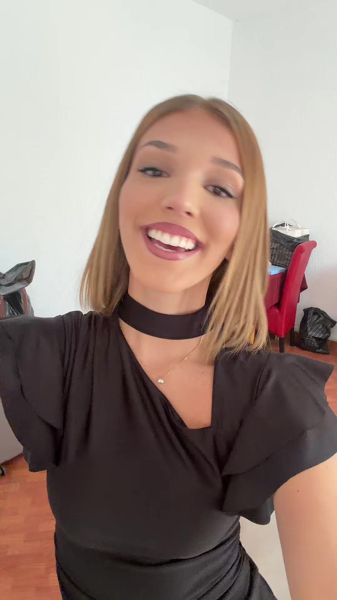 @⃟